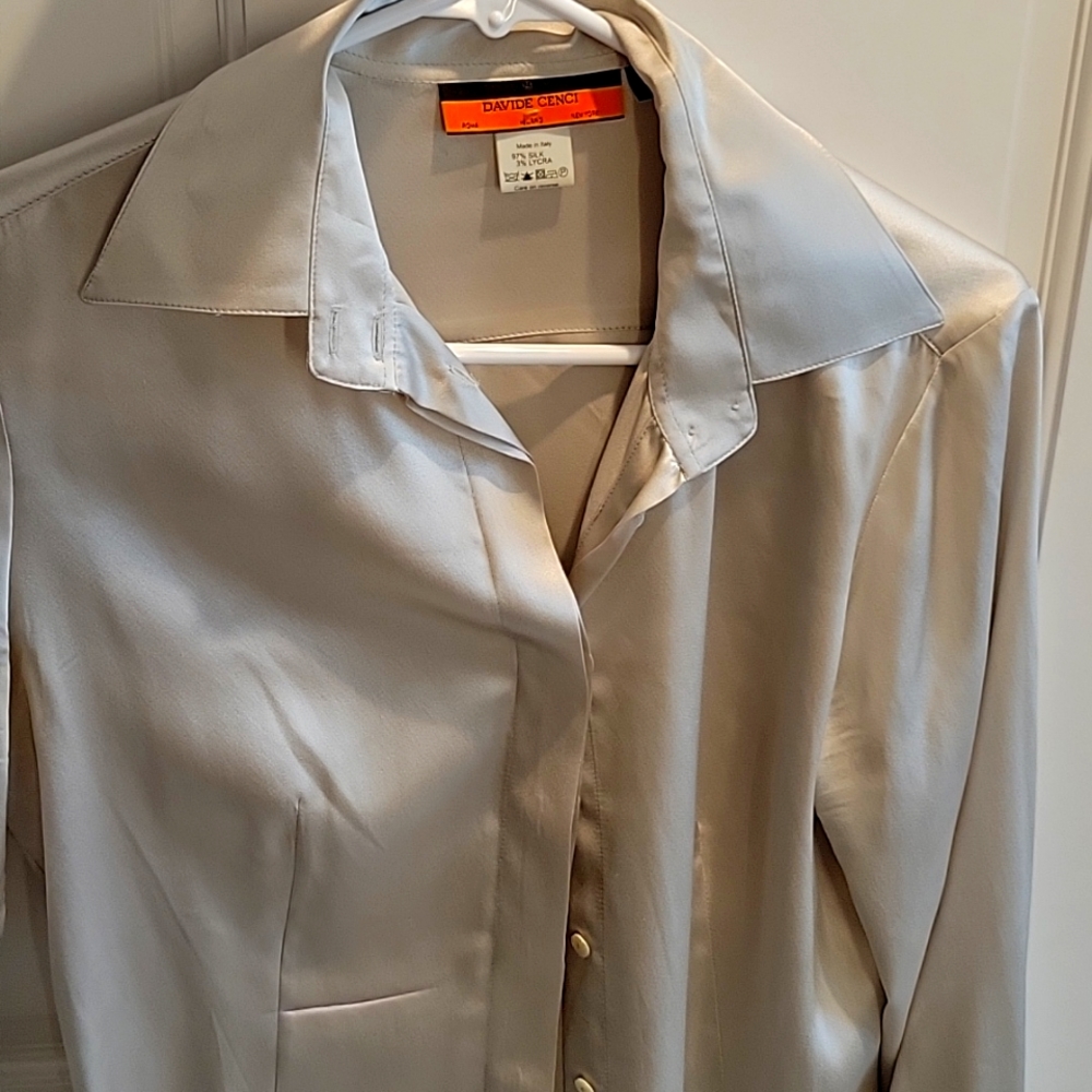 Designer Italian silk blouse cream size 8